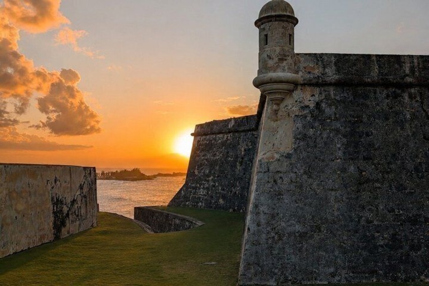 Explore Old San Juan in Private Car Tour 2