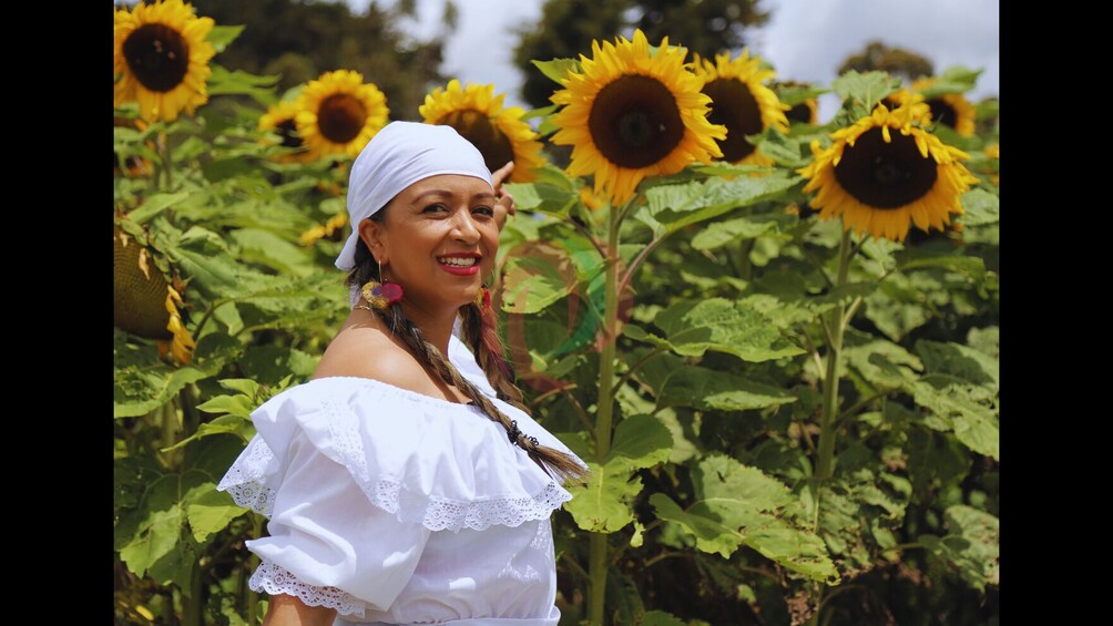 Medellín Flower Festival: Santa Elena Silleteros Experience 1