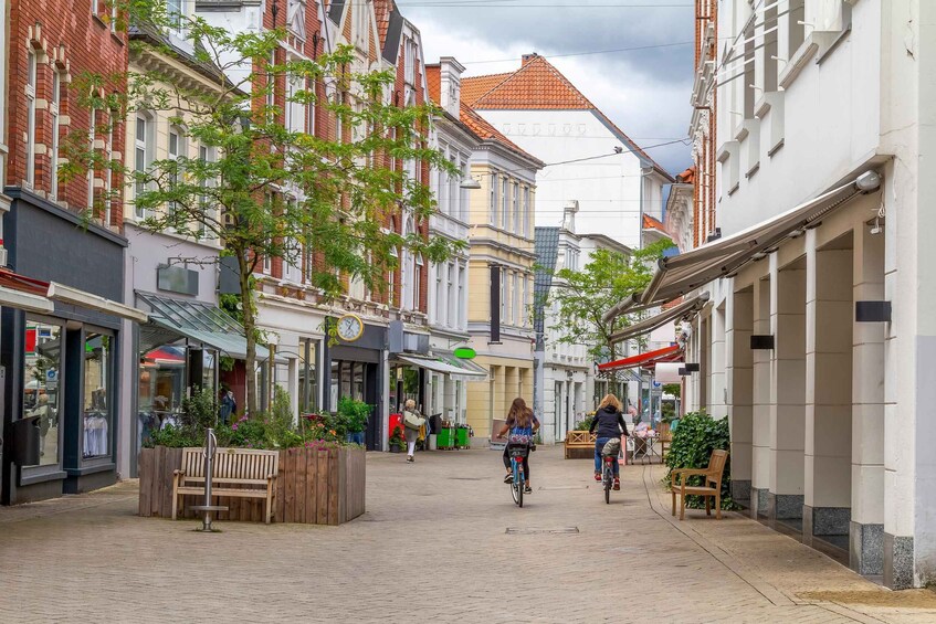Picture 4 for Activity Oldenburg: Kulinarisch-kreativer Stadtrundgang. 4