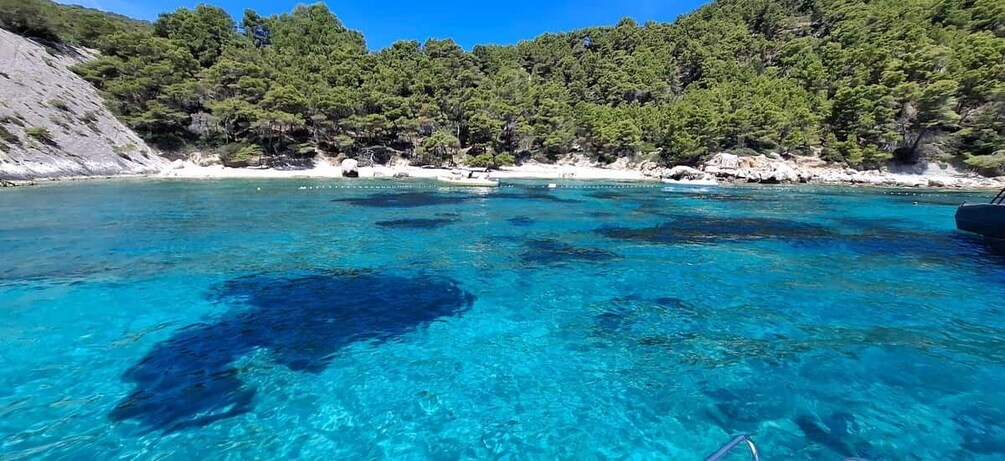 Picture 11 for Activity Hvar: Private Boat Trip with Snorkeling 5