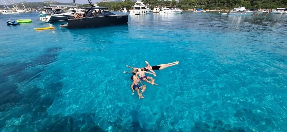 Picture 8 for Activity Hvar: Private Boat Trip with Snorkeling 4