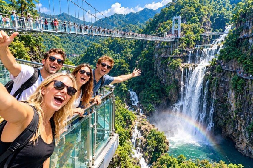 Guangzhou to Gulong Gorge Glass Bridge and Waterfall Private Tour 4