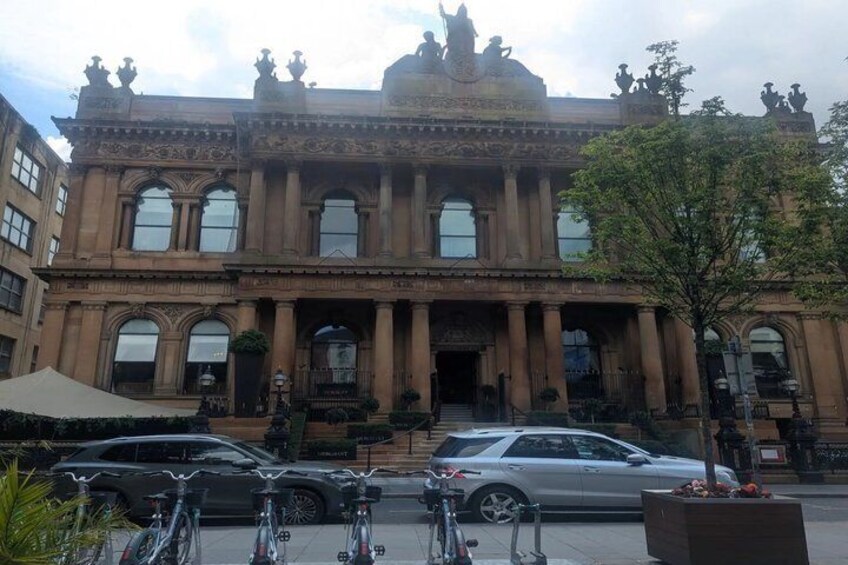 Walking Private Belfast Church Tour Experience 4
