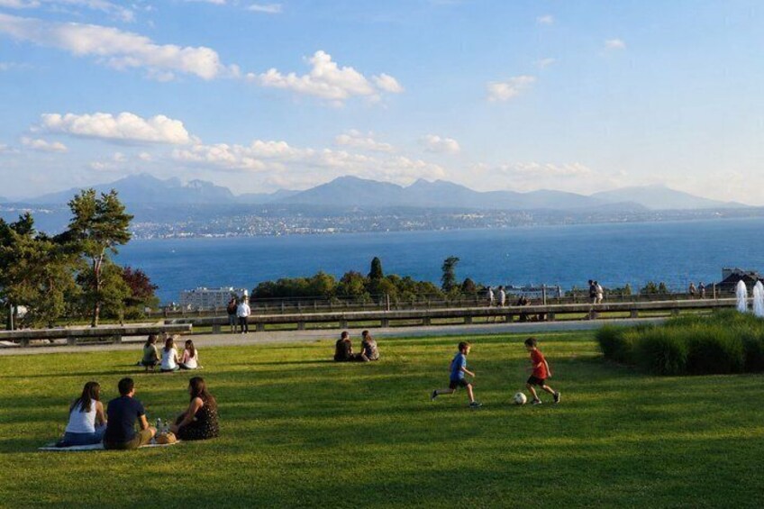 Lausanne Scavenger Hunt and Highlights Self Guided Walking Tour 5