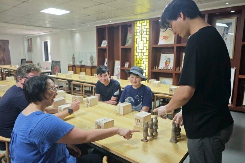 Family-Friendly Terracotta Tour with Pottery shop Optional Shows 2