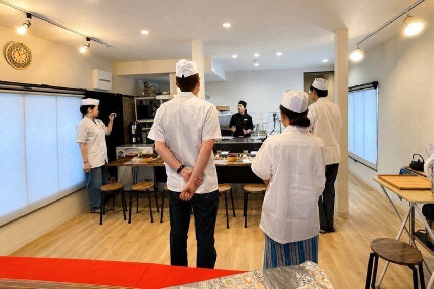 Private Edomae Sushi Making Experience in Beppu 5