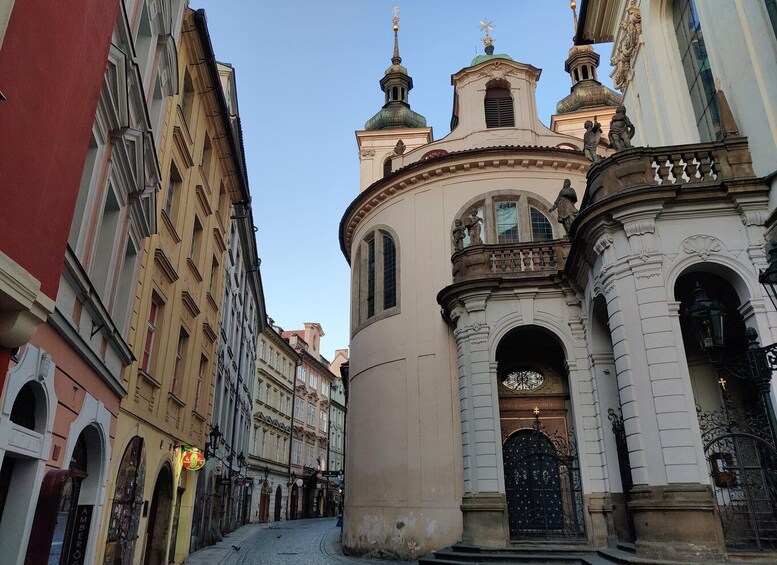 Picture 7 for Activity Prague: Before the Crowd Sunrise Tour & Breakfast 4