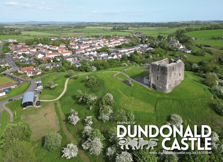 Dundonald Castle: Entry Ticket, Guided Tour & Light Lunch 1