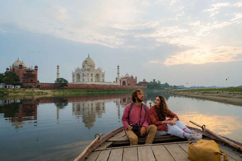 From Delhi: Private Taj Mahal & Agra Tour with 5* Lunch 2