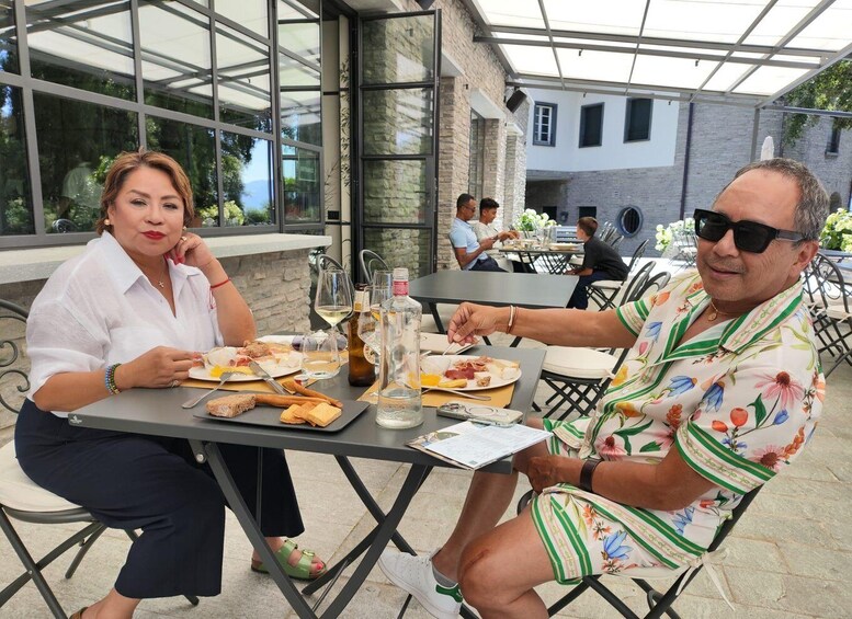 Picture 3 for Activity Lake Como: E-Bike Tour to Vezio Castle with Aperitif 2