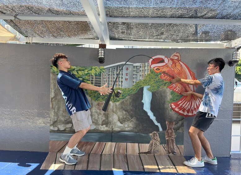 Picture 9 for Activity Hong Kong: Sampan Tour, Lamma Island, and Seafood Lunch 3