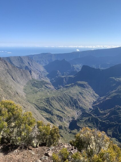 Picture 1 for Activity Réunion Island: Guided Grand Bénare Hike via Maïdo 3