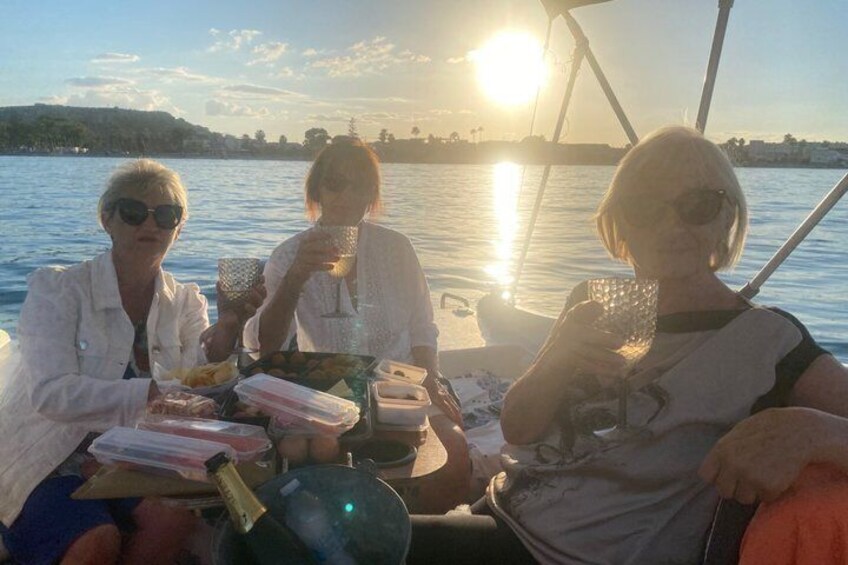 Cagliari sunset by dinghy , stops , dives , pizza and spritz 5