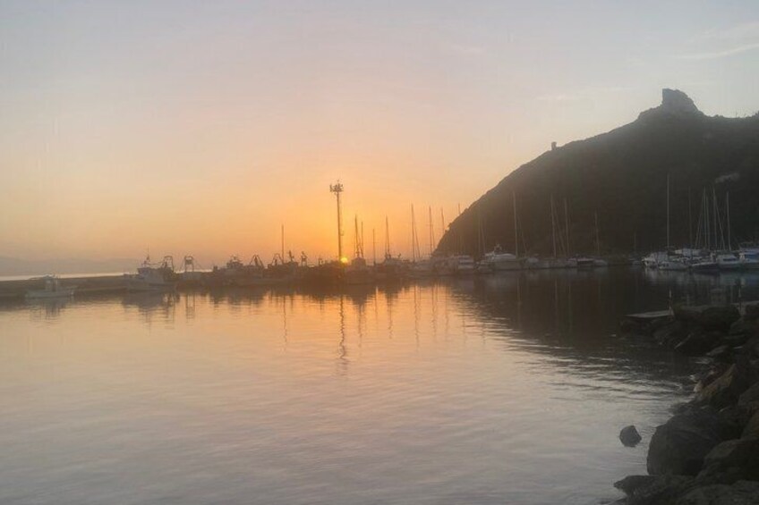 Cagliari sunset by dinghy , stops , dives , pizza and spritz 3