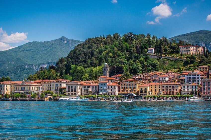 Venetian Style Boat Ride on Lake Como 3
