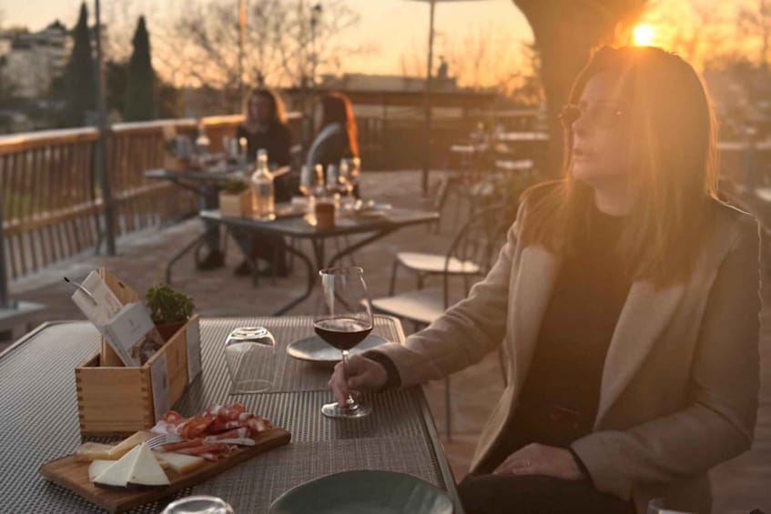 Siena: Sunset Chianti Wine Tour with Tuscan Dinner 1