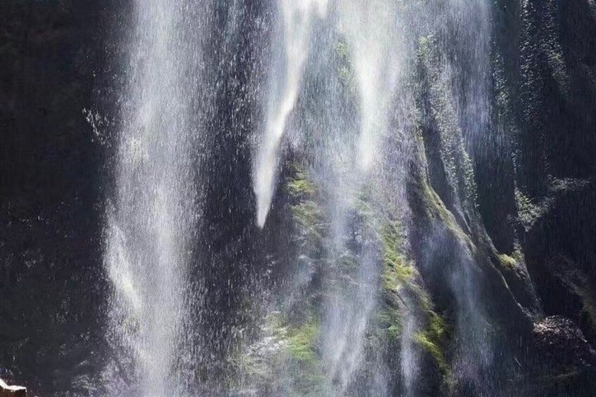 Chongqing Wulong Three Natural Bridges and Longshuixia Gorge Tour 2