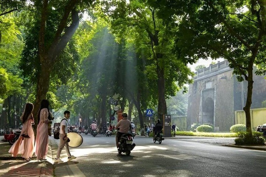 Hanoi City Highlights Sightseeing by Open Air Jeep in 2 Hours 4