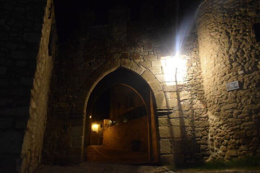 Entrance Puerta de San Andrés 3