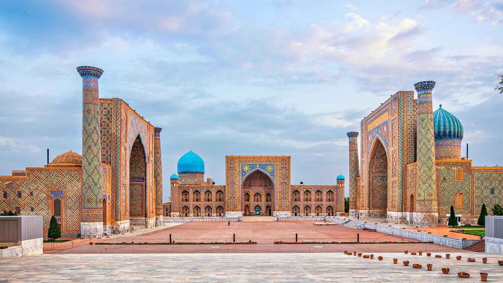 Picture 12 for Activity 7-Day Uzbekistan Tour: Tashkent, Samarkand, Bukhara & Yurt 3
