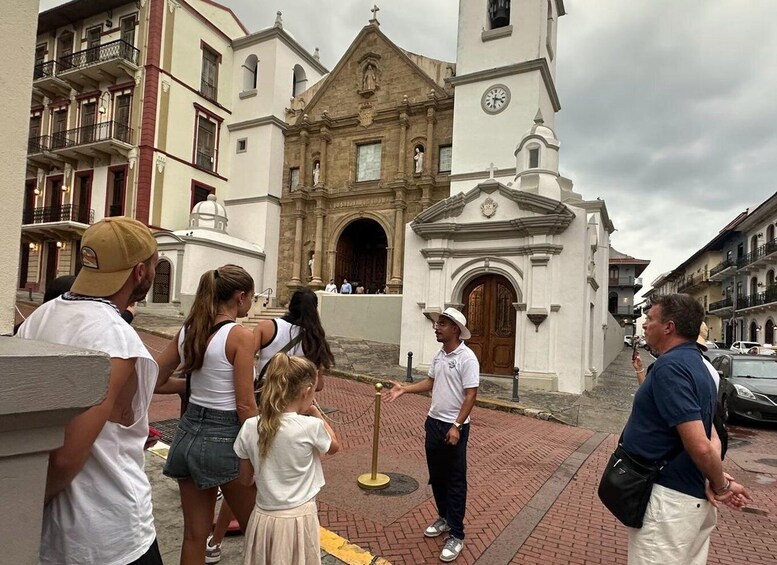 Picture 11 for Activity Casco Viejo Walking Tour: History, Culture & Local Tasting 2