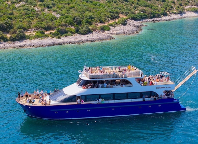Picture 6 for Activity Vlora/Durres/Tirana: Sazan, Karaburun & Cave Tour 3