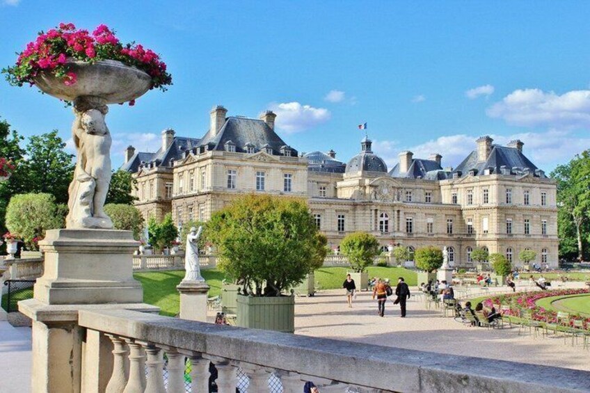 Explore Paris on a Private E Bike Tour 2
