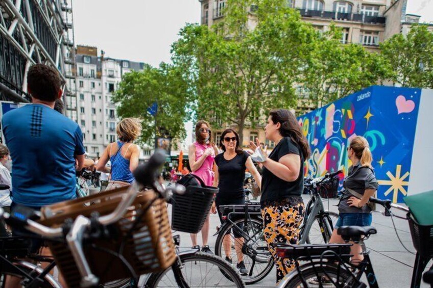 Explore Paris on a Private E Bike Tour 1