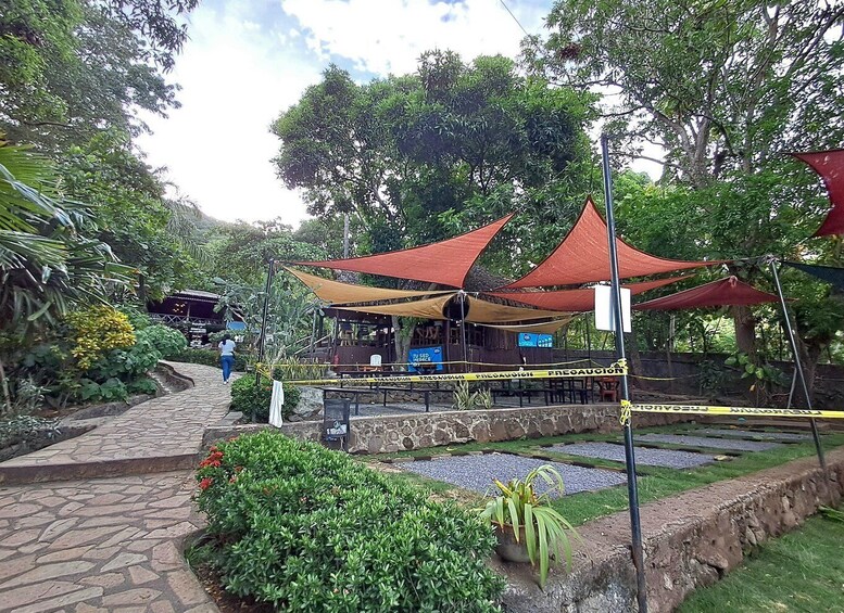 Picture 8 for Activity Managua and Lake Apoyo: From the Urban Rhythm to Volcanic Paradise 4