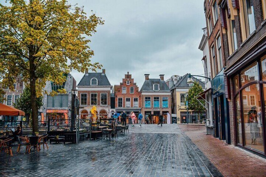 Leeuwarden City Walk Audio Guide in 7 Languages on your Phone 4