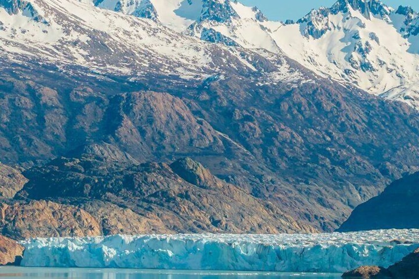 Private tour of Argentina's LARGEST Glacier and El Chaltén 4