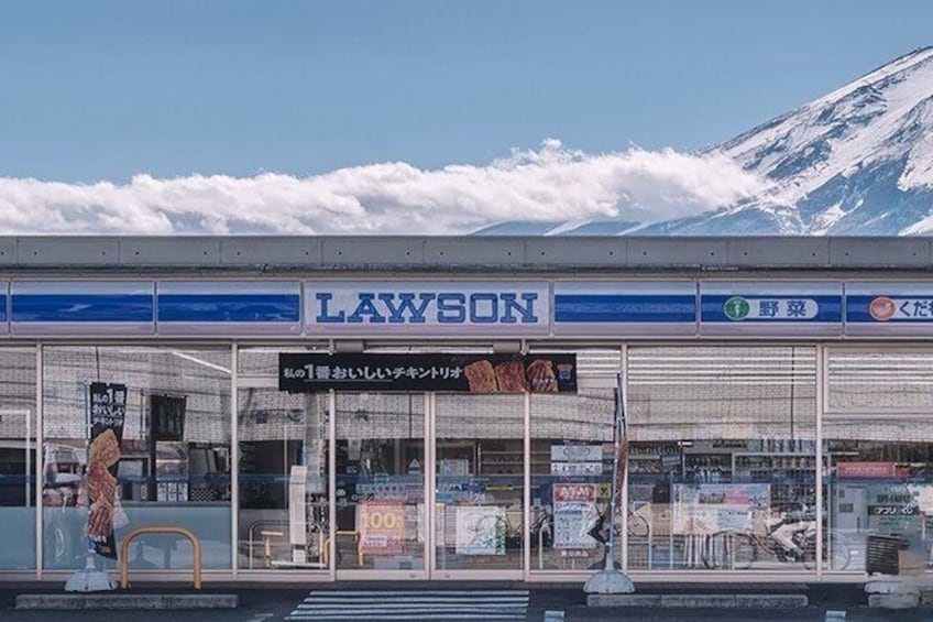 Mt. Fuji Tour Kachikachi Ropeway, Oshino Hakkai and Oishi Park 4