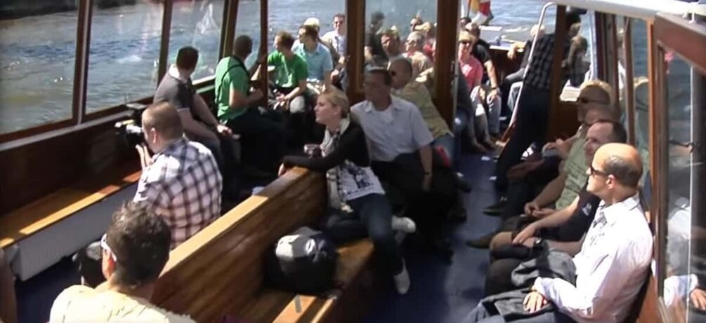Picture 1 for Activity Hamburg: Private Harbor Cruise with Drinks & Sandwich 5