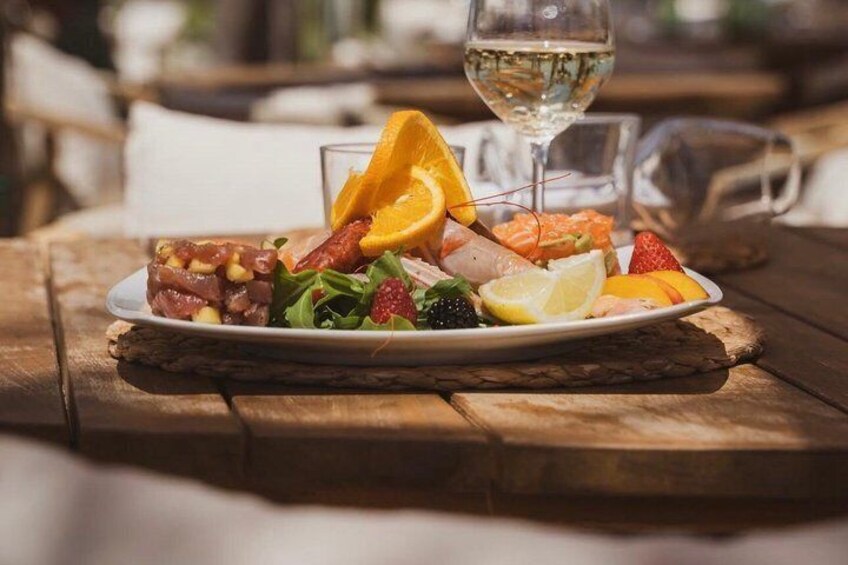Roman Riviera Beach Day with Gourmet Lunch 2