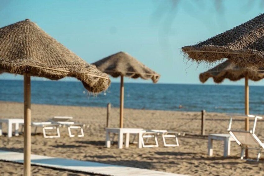 Roman Riviera Beach Day with Gourmet Lunch 4