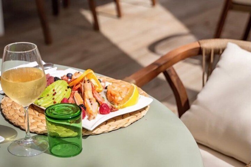 Roman Riviera Beach Day with Gourmet Lunch 4