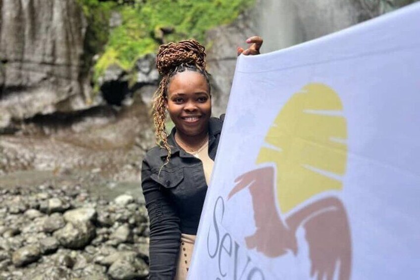 Private Napuru Waterfalls Classic Car Tour from Arusha 1