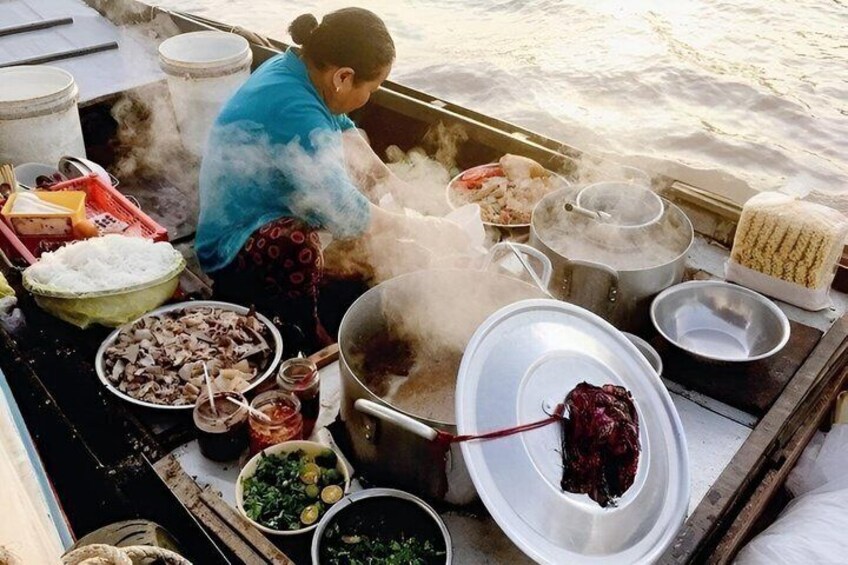 Half day Tour with Cai Rang Floating Market Cacao and Small Canal 5
