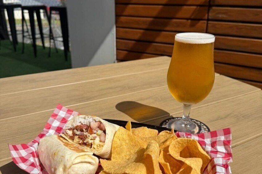 Whitsunday Shore Excursions: Brewers, Distillers & Beach bar Tour 2