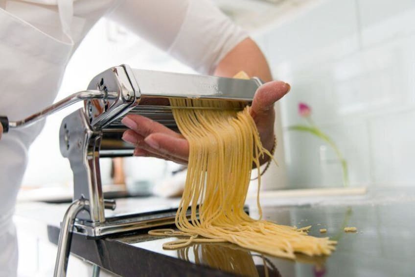 Los Angeles Pasta Making Class with Two Course Meal 4