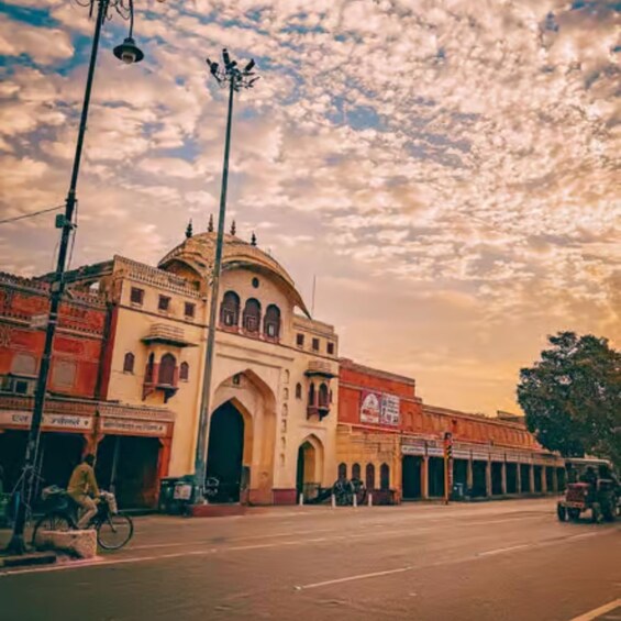 Picture 17 for Activity Jaipur; Morning or Evening Temple Tour by Tuk Tuk & Old City 5