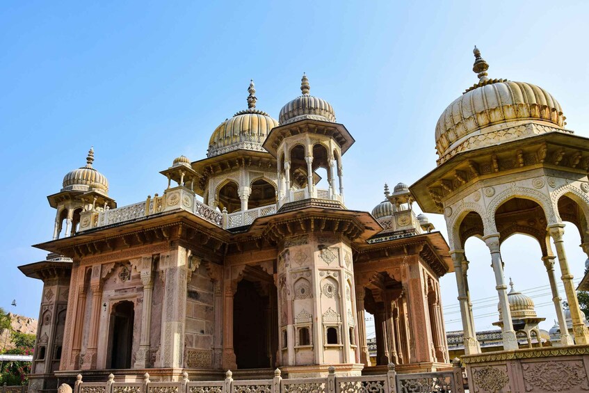 Picture 2 for Activity Jaipur; Morning or Evening Temple Tour by Tuk Tuk & Old City 3