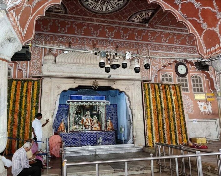 Jaipur; Morning or Evening Temple Tour by Tuk Tuk & Old City 2