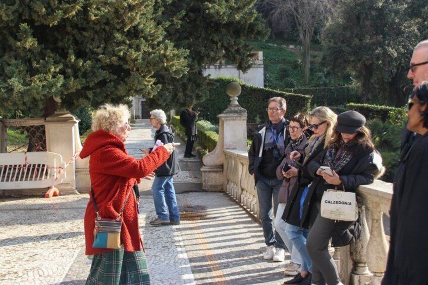 Round Trip from Rome to Tivoli Day Tour 4