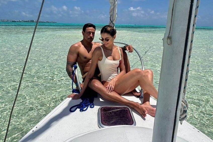 Sail by Sailboat in San Andrés Bay Islands 4