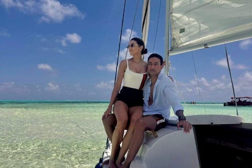 Sail by Sailboat in San Andrés Bay Islands 3