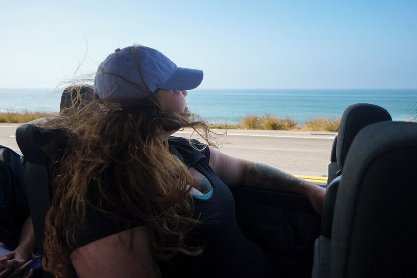 Santa Monica to Malibu Beaches, PCH & Celebrity Homes Open Air Tour 5
