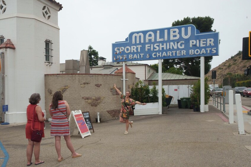 Santa Monica to Malibu Beaches, PCH & Celebrity Homes Open Air Tour 1