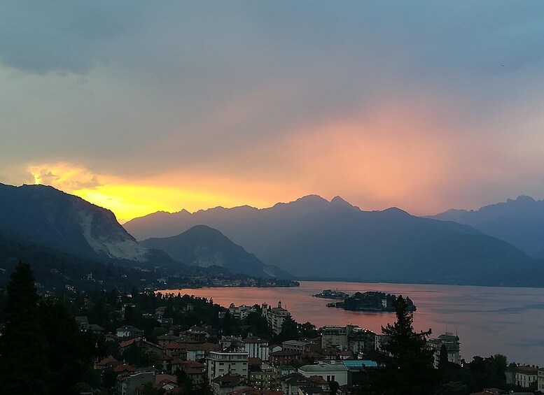 Picture 1 for Activity Stresa: Private Sunset Cruise and Dinner on Isola dei Pescatori 2
