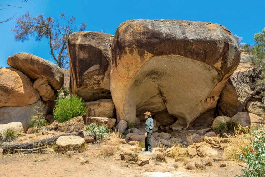 Hyden: 2 Hour Wave Rock Sunset Tour with Aboriginal Guide 1